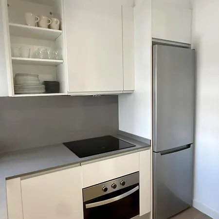 Edificio Brion 3º Izquierda * San Giacomo di Compostella