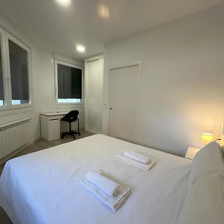 Edificio Brion 3º Izquierda Apartment *